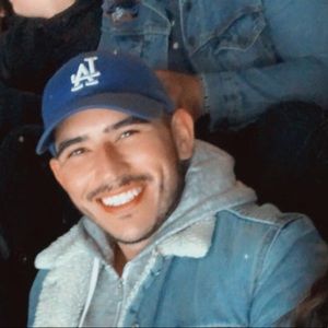 Meet your Posher, Carlos